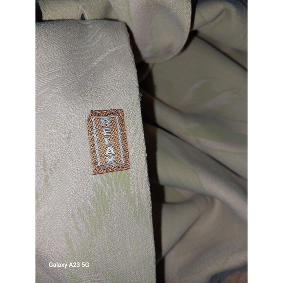 Men's Tommy Bahama Size XXL 100% Silk Short Sleeve Hawaiian Shirt - Picture 8 of 8